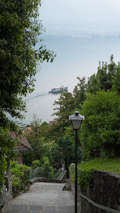 Heading back down the Scalinata della Ruga