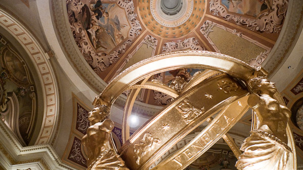 The Venetian, Lobby